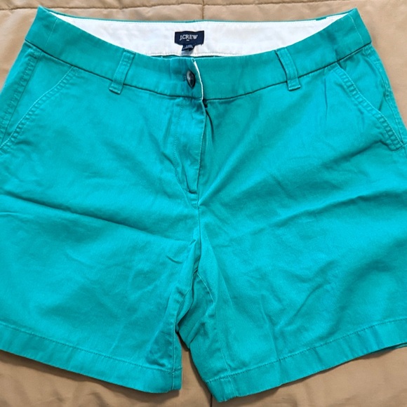J. Crew Women's kelly green Shorts - Picture 1 of 1